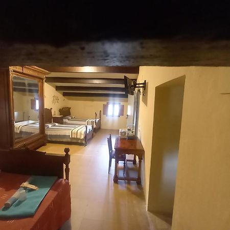 Hostal Rural Mas Blanc San Martín de Centellas Exterior photo